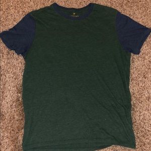 Men’s American Eagle T shirt